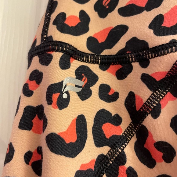 Fabletics PowerHold High-Waisted Leggings Animal Print XS - Picture 4 of 5